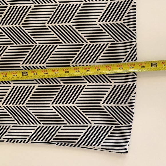 NEW Zara Geometric Pattern Striped Shift Dress - Picture 4 of 5